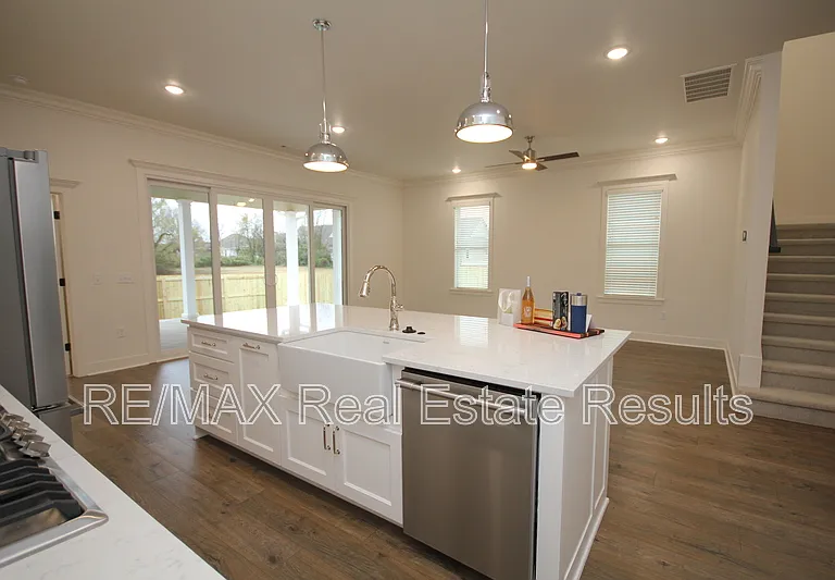 1900 W Saddlebrook Ln — Photo 11