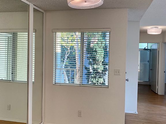 3rd image of 1541 S Bundy Dr APT 204