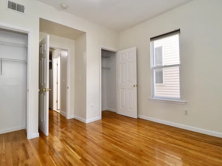 34 Court House Pl #2L — Photo 11