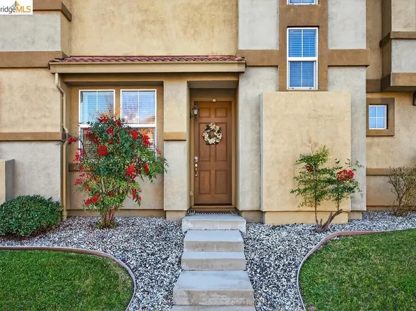 390 Caravaggio Cir, Sacramento, CA 95835