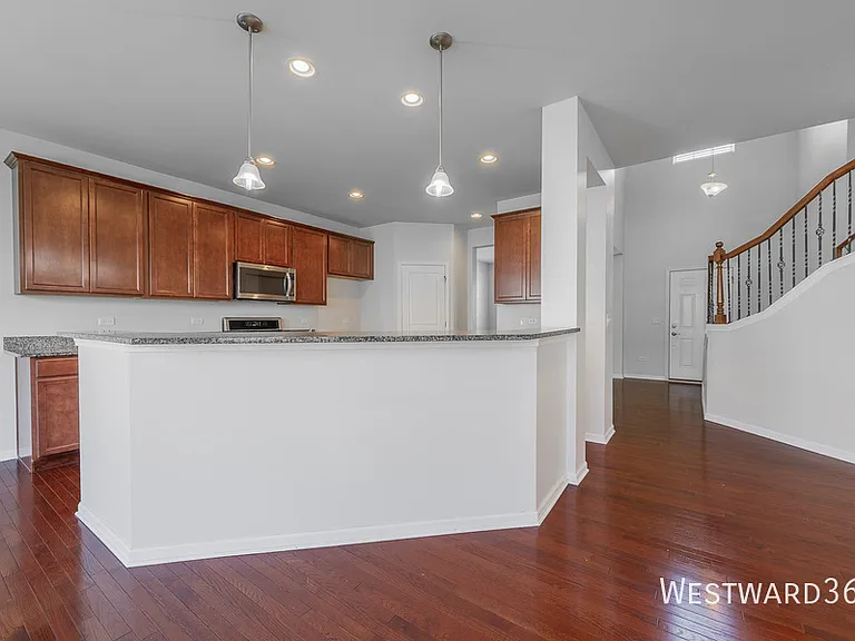 3439 Birch Ln — Photo 4