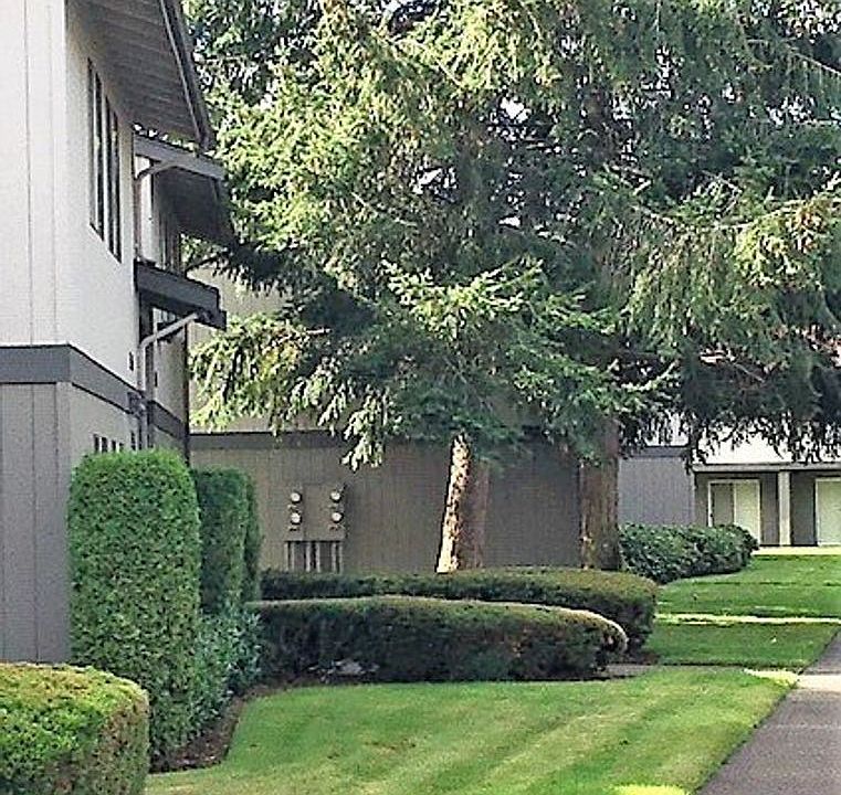 1st image of 4602 S 55th St #53