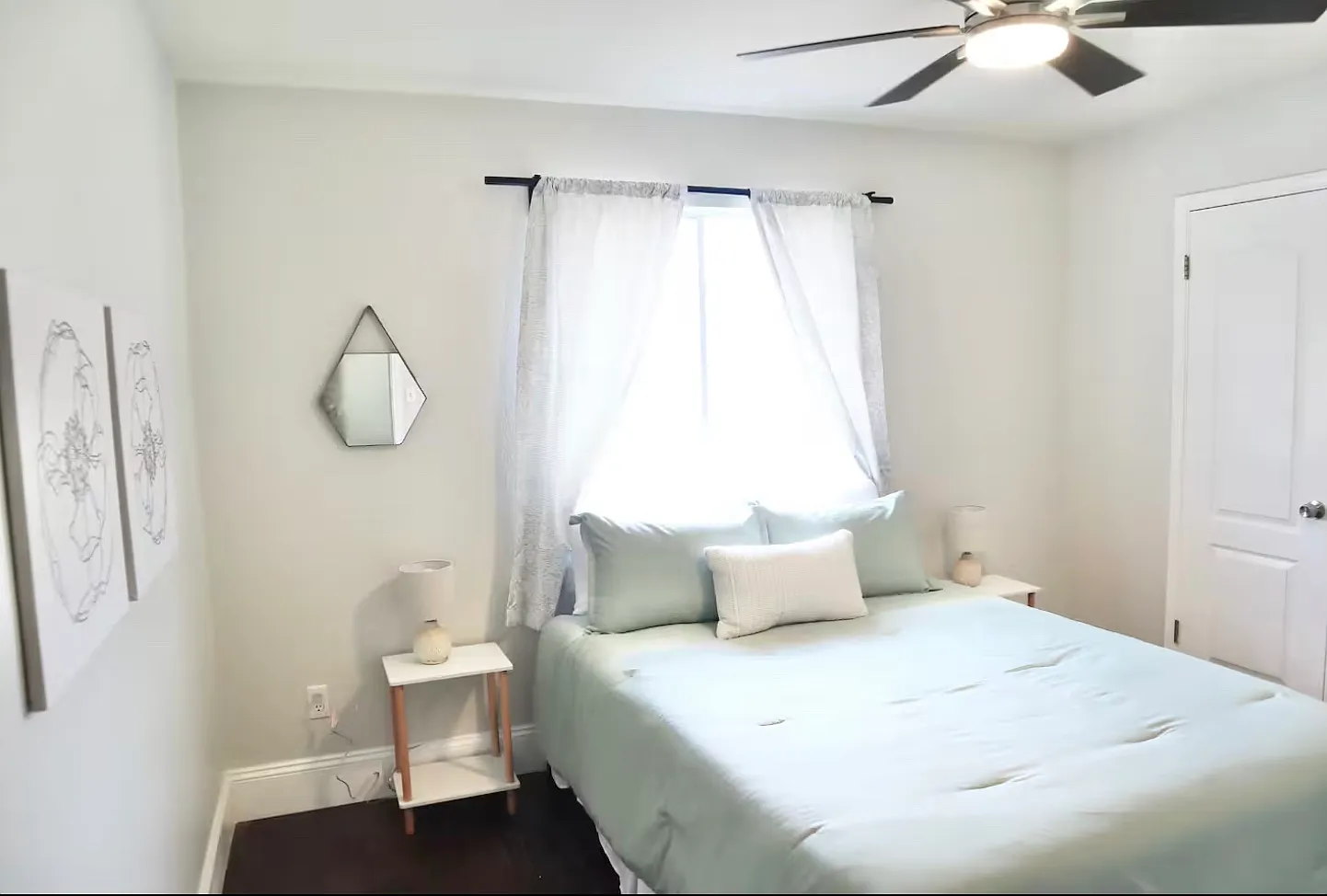 4 bed, 2.5 bath, 2446 sqft, $799 — Photo 3