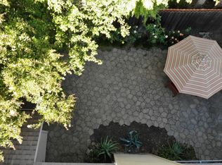 33 Marina Grande Ct, Sacramento, CA