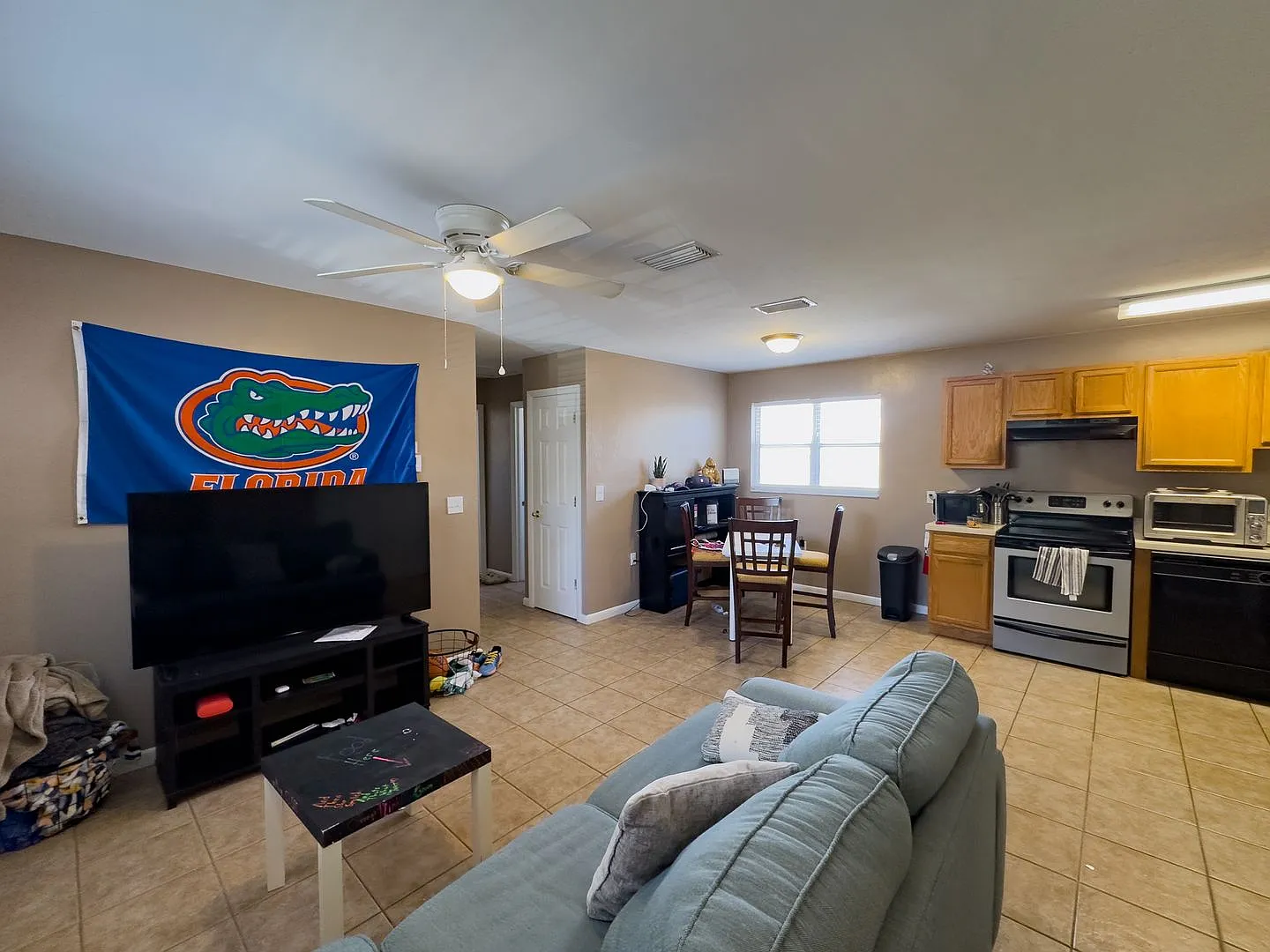 1014 SW 1st Ave Unit C — Photo 2