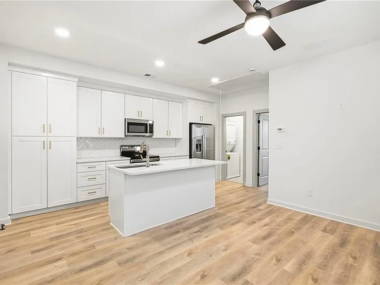 122 Hilltop Dr SW #A — Photo 6