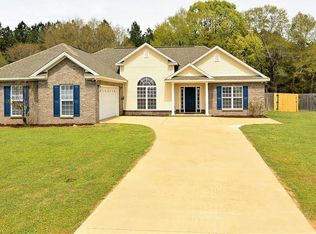 42 Natchez Trace Loop, Tallassee, AL 36078