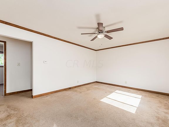 4th image of 3759 Shoreline Dr