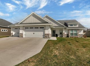2028 Sandstone Loop N, Sartell, MN 56377