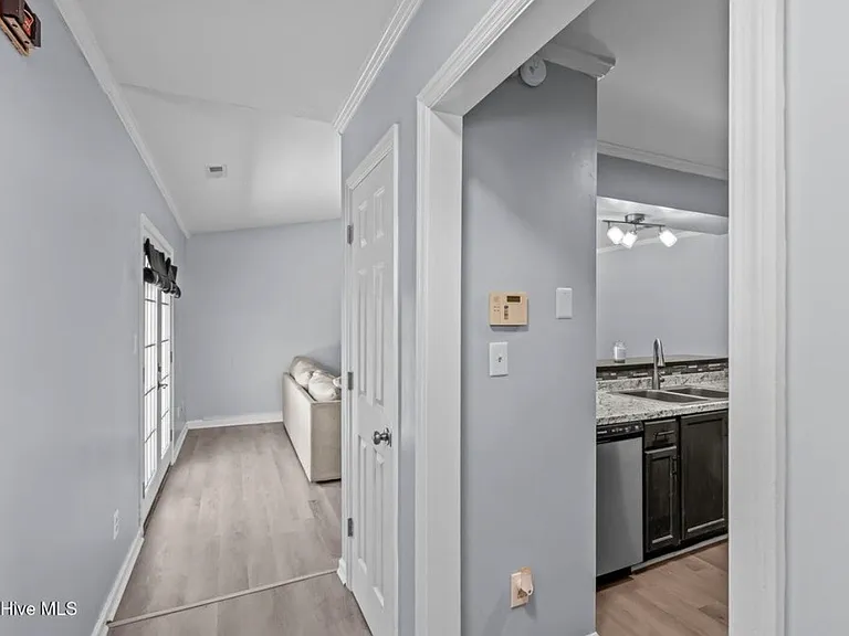 139 Charlton Rd — Photo 7