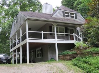 2657 Wild Valley Dr, High Ridge, MO 63049