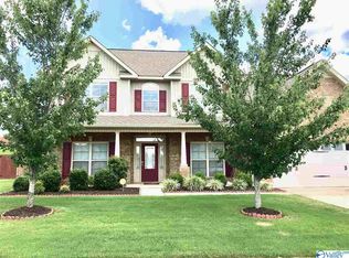 518 Summer Cove Cir NW, Madison, AL 35757