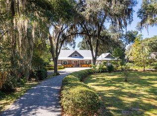 719 Seminole Ridge Rd, Melrose, FL 32666