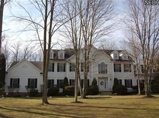 1500 Hunting Hollow Dr, Hudson, OH 44236