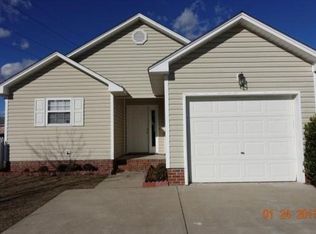 3842 Constance Rd, Hope Mills, NC 28348