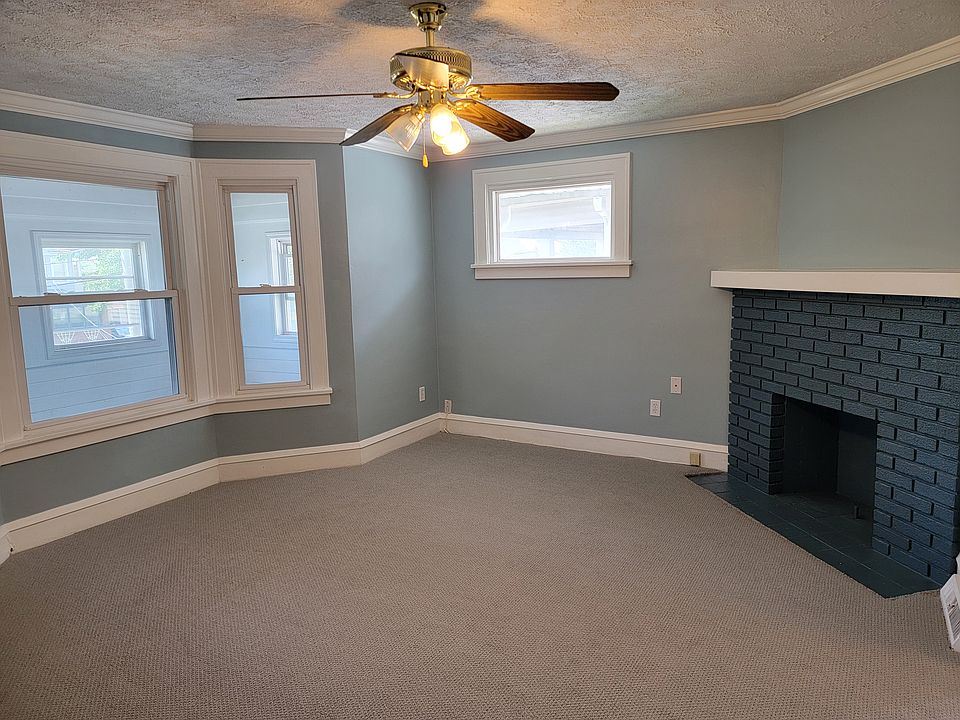 1st image of 2059 Warren Rd #Up