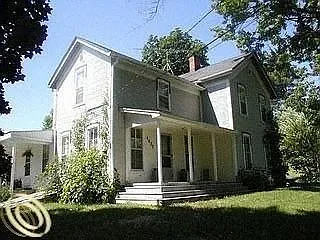 4630 Cooley Lake Rd photo 1