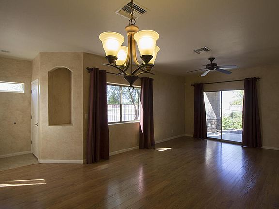 4th image of 846 N Pueblo Dr Unit 1