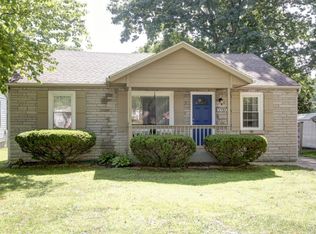 1958 S Kings Ave, Springfield, MO 65807