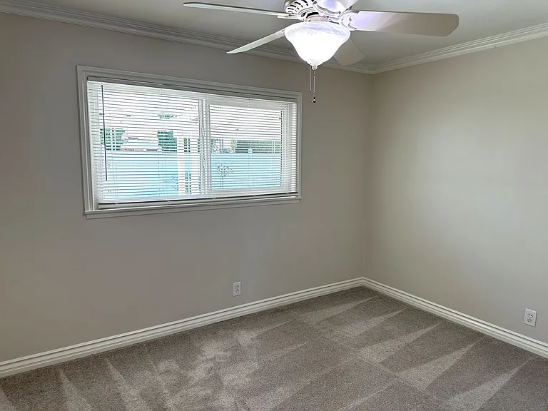 1420 E Lomita Ave — Photo 8