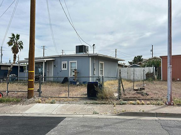 2nd image of 206 Gold St