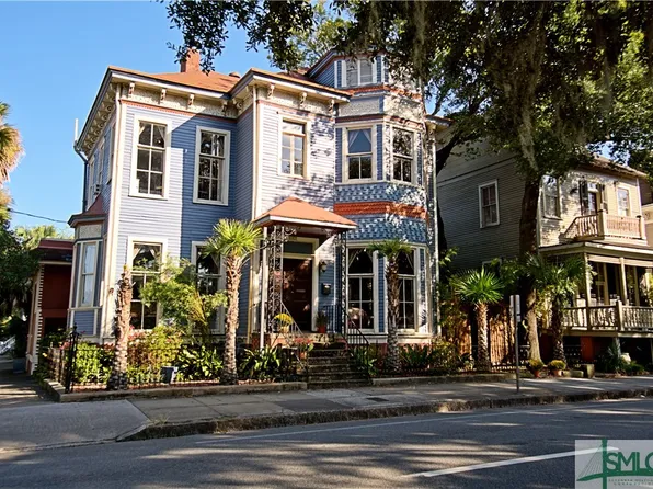 1002 Drayton Street, Savannah, GA 31401