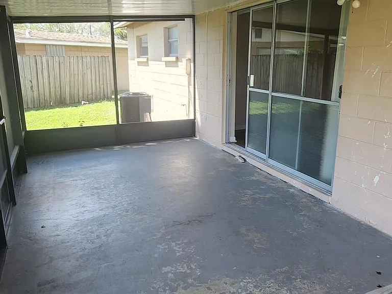 1003 Coronado Dr — Photo 11