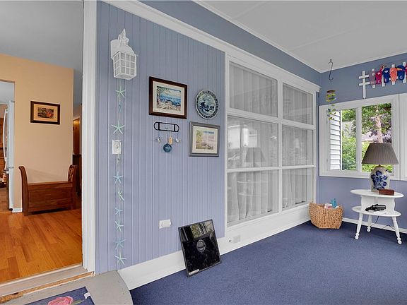 3rd image of 3 Cottage St