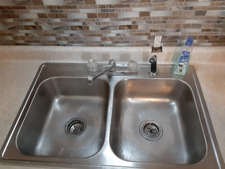 Kitchen sink