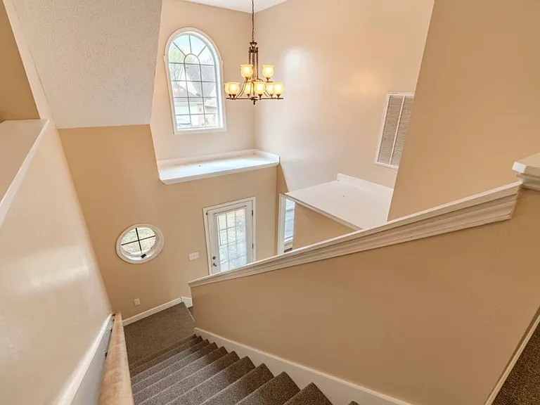 33 Rustic Bridge Dr — Photo 16