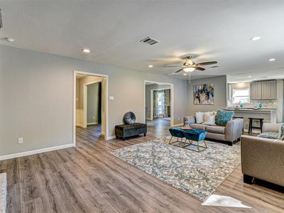 1803 Peer Dr, Houston, TX, 77043