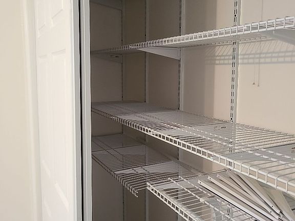 3rd image of 307 Loudon Rd APT 522