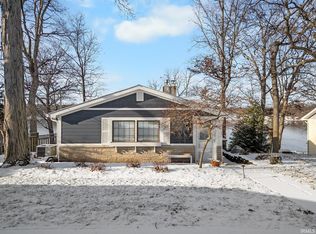 7698 N Sandy Beach Dr, Monticello, IN 47960