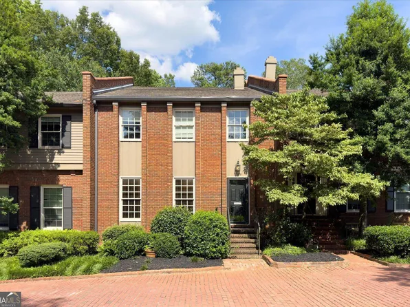 5289 Glenridge Dr, Sandy Springs, GA 30342