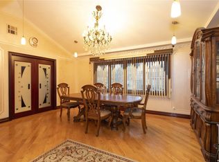16611 81st Ave, Jamaica, NY 11432