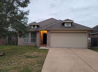 8 Signal Hill Dr, Manvel, TX 77578