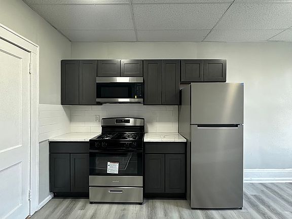 2nd image of 410 Watchung Ave #412-05