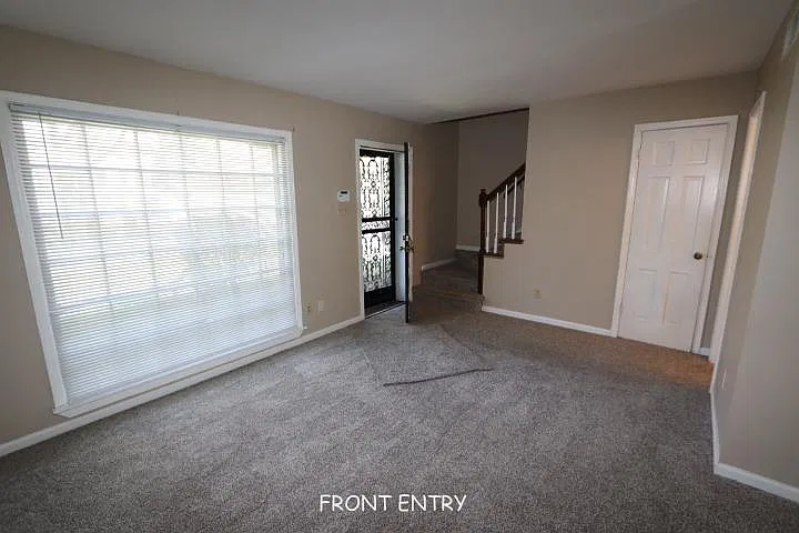 2 bed, 1400 sqft, $2,000 — Photo 4