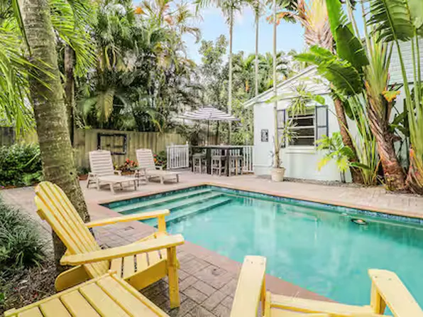 713 Penn St, West Palm Beach, FL 33401