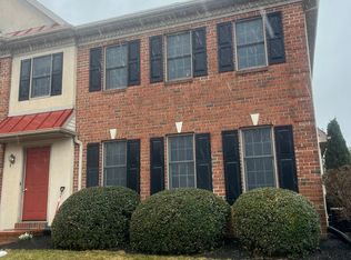 1290 Martin Ave, Ephrata, PA 17522