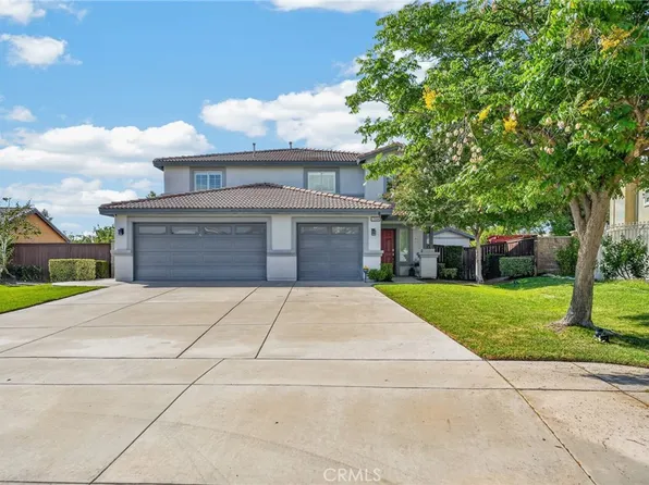 7904 San Benito St, Highland, CA 92346