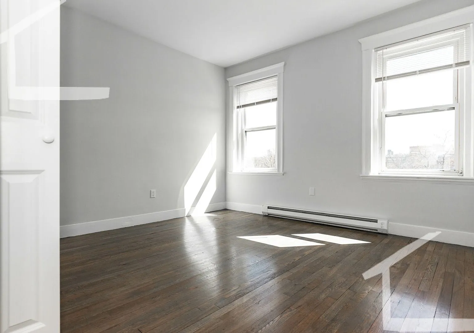 Beautiful Spacious Fenway Studio Available 8/1/26 — Photo 4