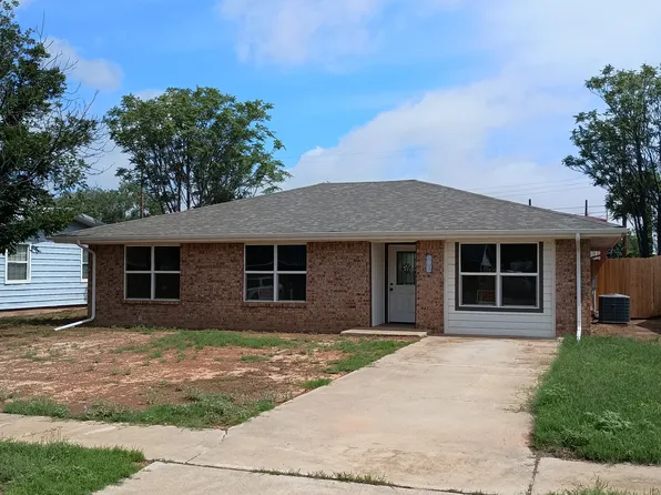 308 SW Avenue J, Seminole, TX 79360