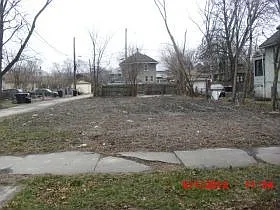 11742 S Normal Ave photo 1