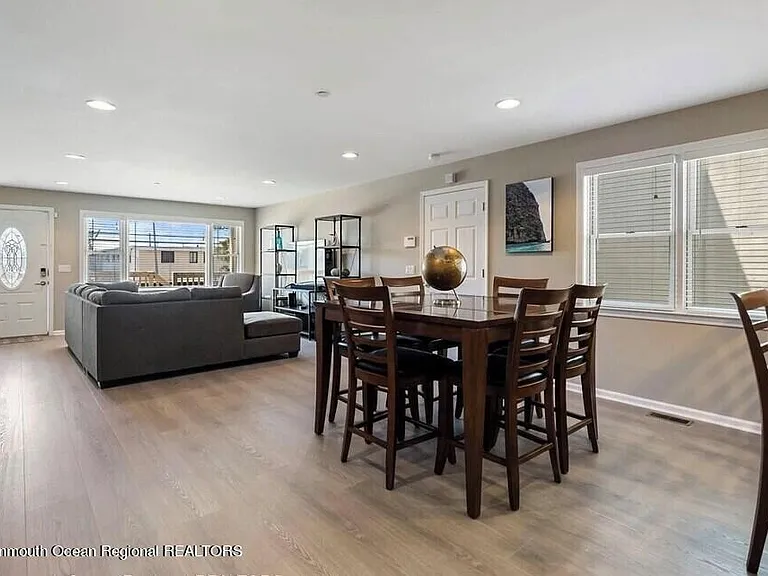 132 Hancock Ave #1 — Photo 5