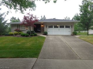 2791 Fleger Dr, Parma, OH 44134