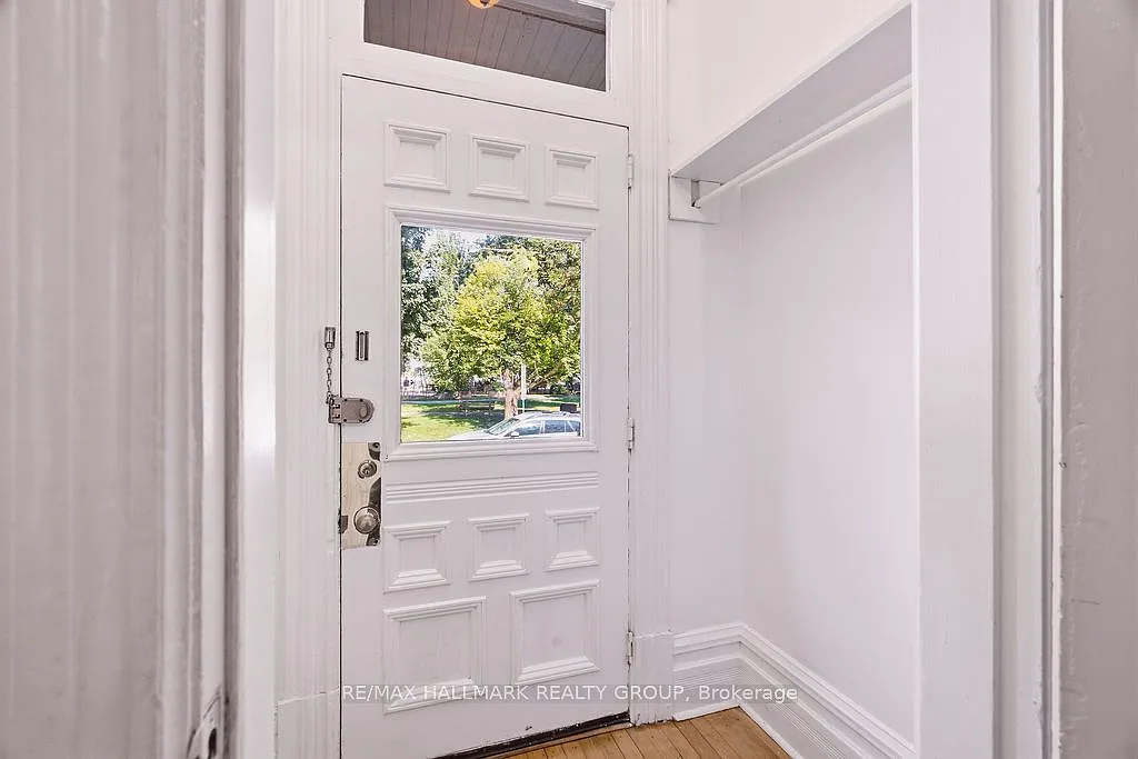 3 bed, $3,100 — Photo 3