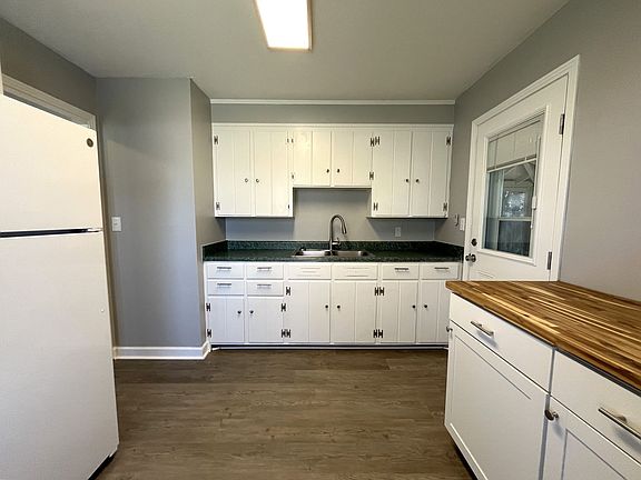 5th image of 519 Rosedale Ave