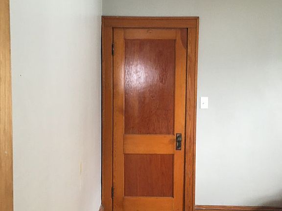 2nd image of 2805 E 120th St #2