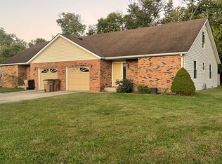 1952 Bonnie Ct, Columbus, IN 47203
